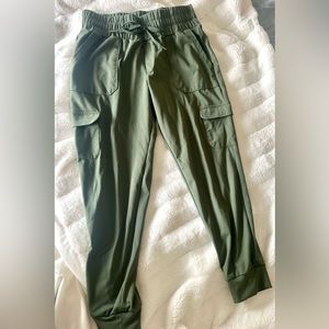 Women’s Mondetta Size Medium Performance Joggers